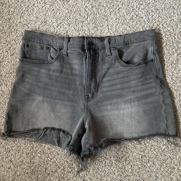 Madewell Women's Gray Denim Shorts - Picture 1 of 9